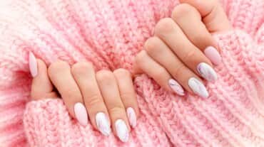 how to clean yellow nails