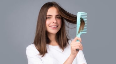 Tips to avoid frizzy hair