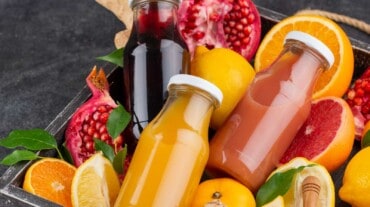 Fruit juices to prevent dehydration in older adults