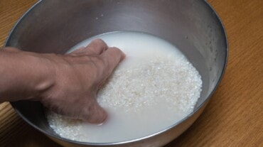 Some rice soaked in water