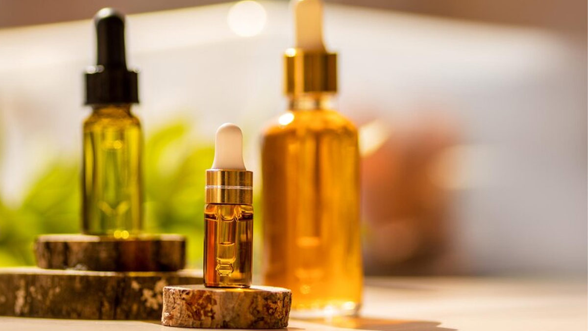 Carrier Oils: Expert Lists How To Choose And Use These Oils For Your Skin 